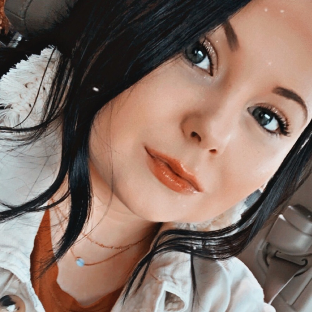 Meet your Posher, Haley